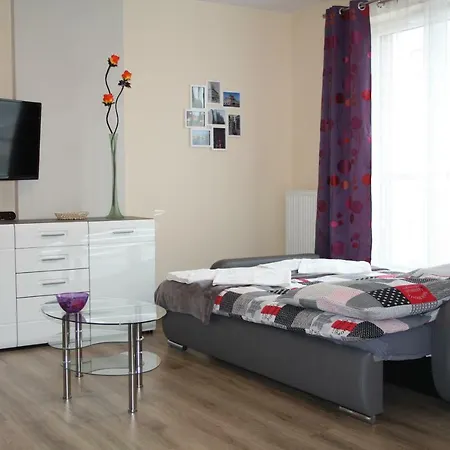 Tabaco Apartment *